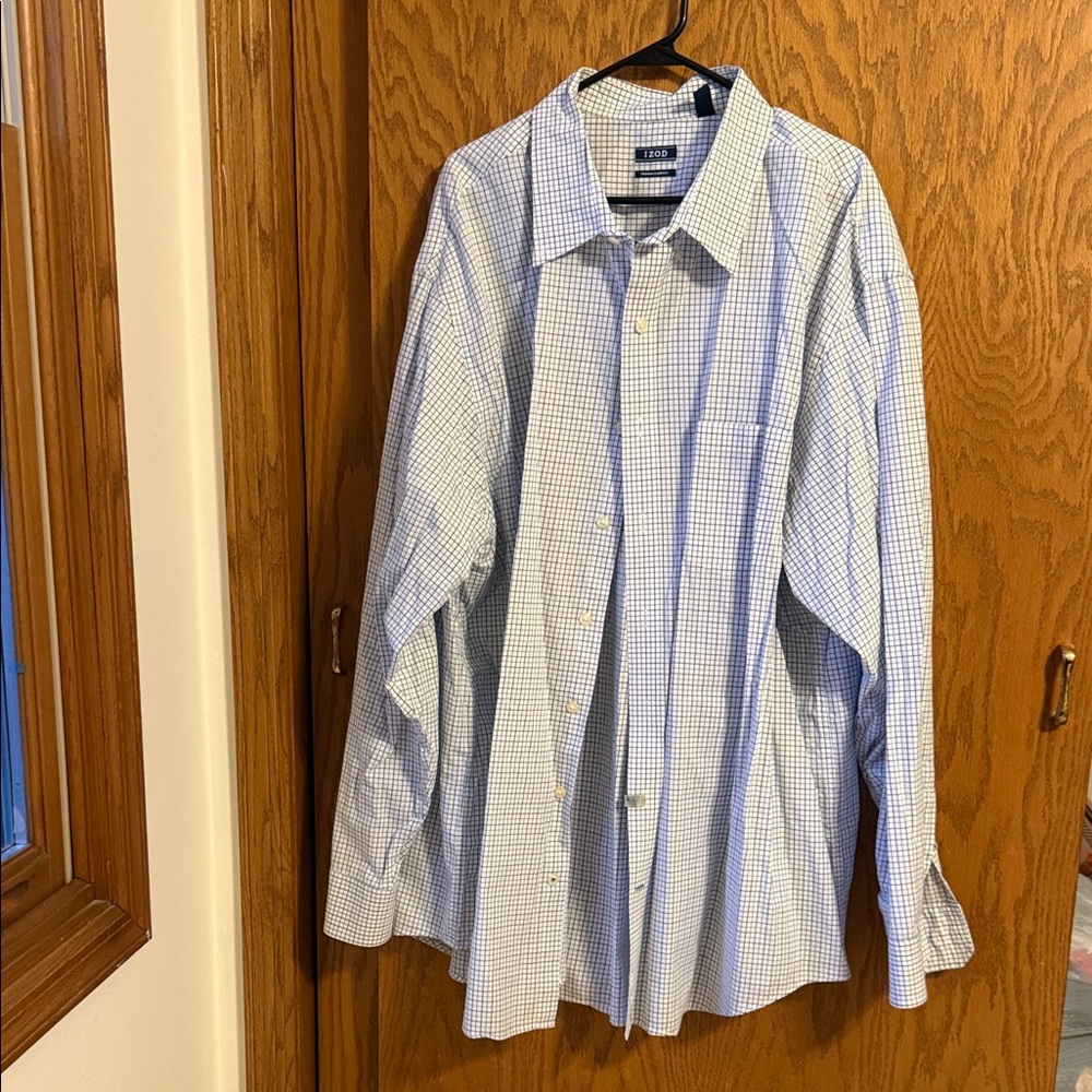 Izod Men's Light Blue Checkered Dress Shirt